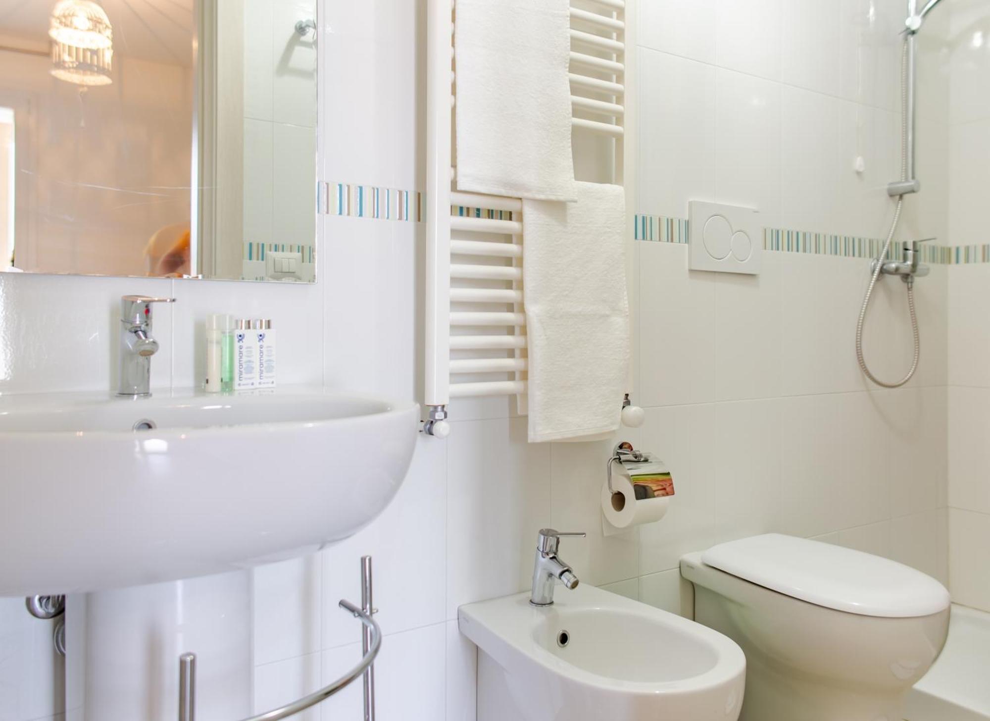 Sterlizia Rooms غالّيبولي المظهر الخارجي الصورة